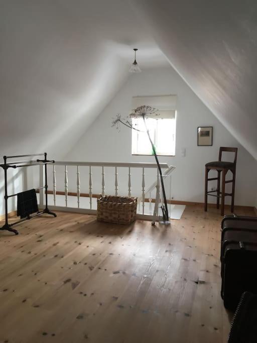Zauberhaftes Englisches Cottage Am Gutshaus Gross Schoritz Eksteriør bilde