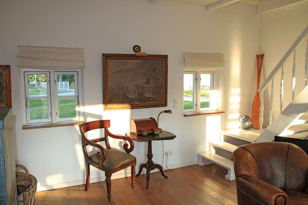 Zauberhaftes Englisches Cottage Am Gutshaus Gross Schoritz Eksteriør bilde